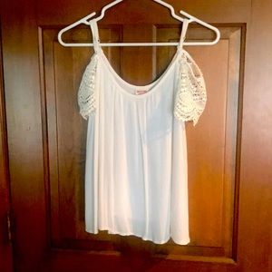 Beautiful winter white top